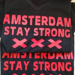 T-Shirt Amsterdam stay strong